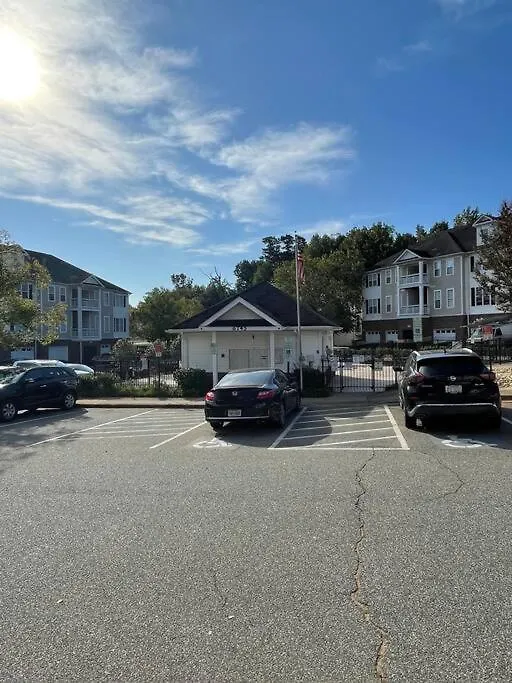 Spacious 2 Bedroom 2 Ba In University City Charlotte