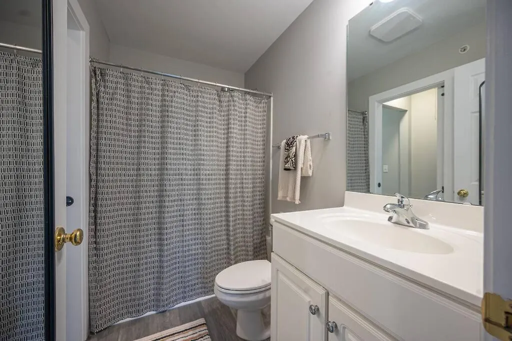 Spacious 2 Bedroom 2 Ba In University City Charlotte Apartment